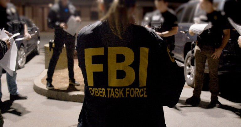 La guerra de toma y daca contra el cibercrimen: crackean al FBI días después de que detengan a autores de importantes ataques con ransomware