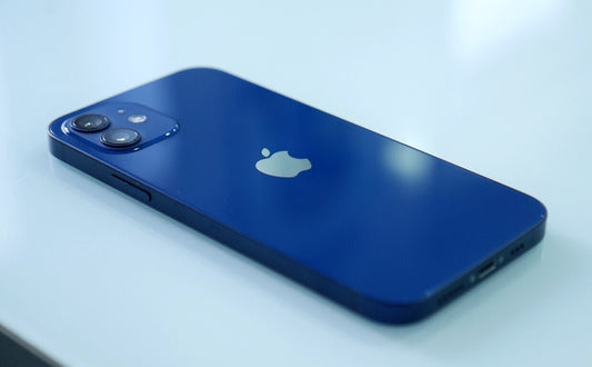 Apple corrige de urgencia una vulnerabilidad 'zero-day' relacionada con el software espía Pegasus