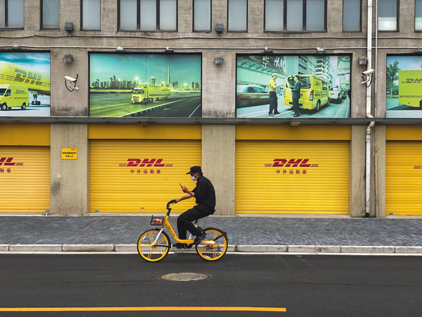 El robo de criptomonedas BluStealer se propaga a través de una falsa campaña de Malspam de DHL